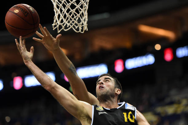 如今的CB 如今的CB