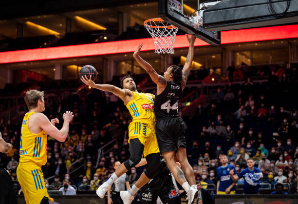 既是向英超 既是向英超