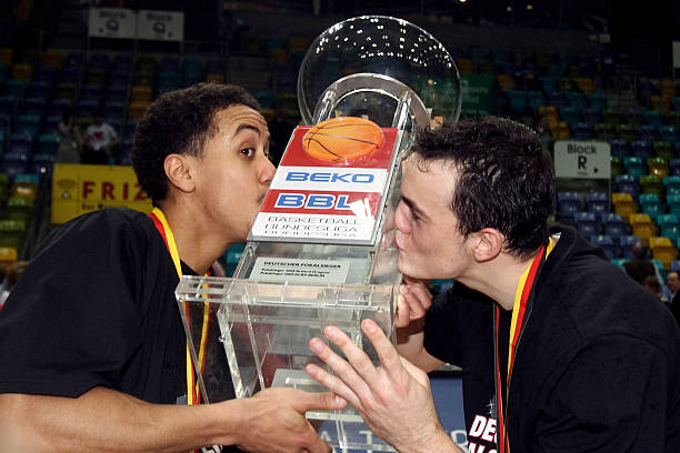 法兰克福需 法兰克福需